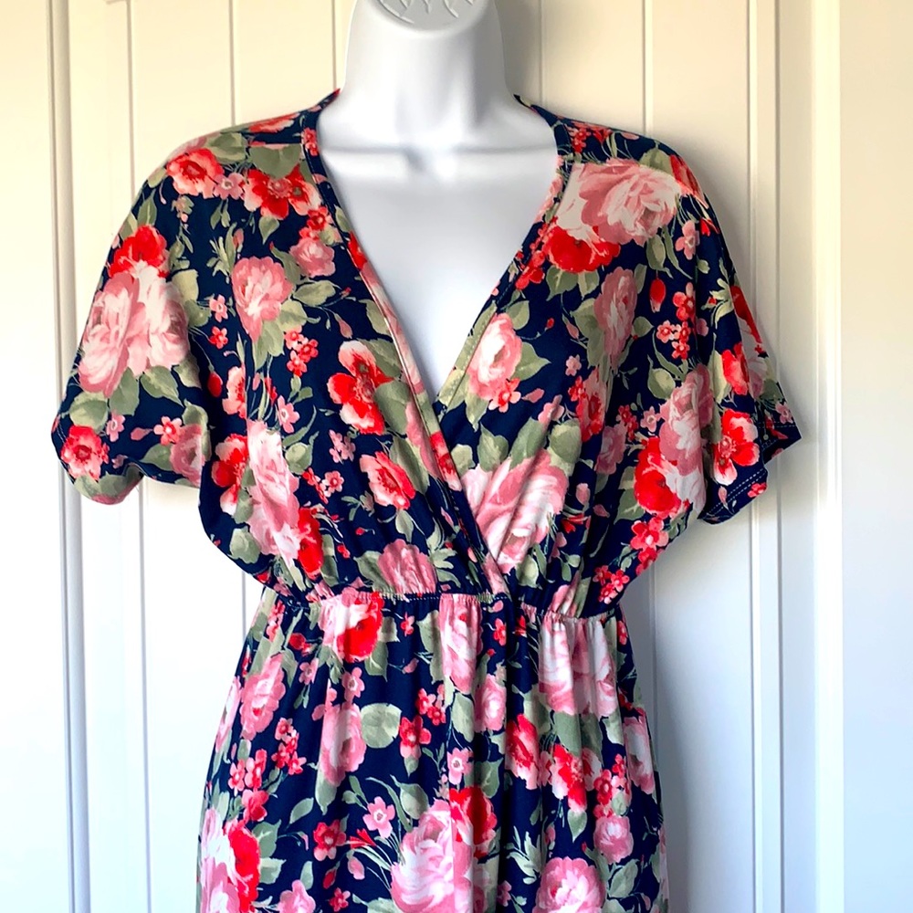 Flowery Spring Maxi Dress Size Medium